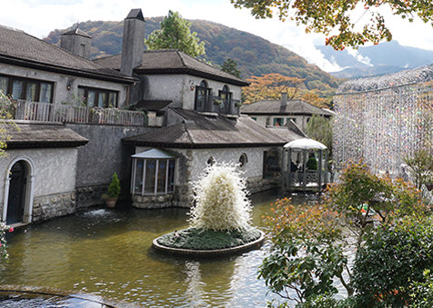 箱根ガラスの森美術館