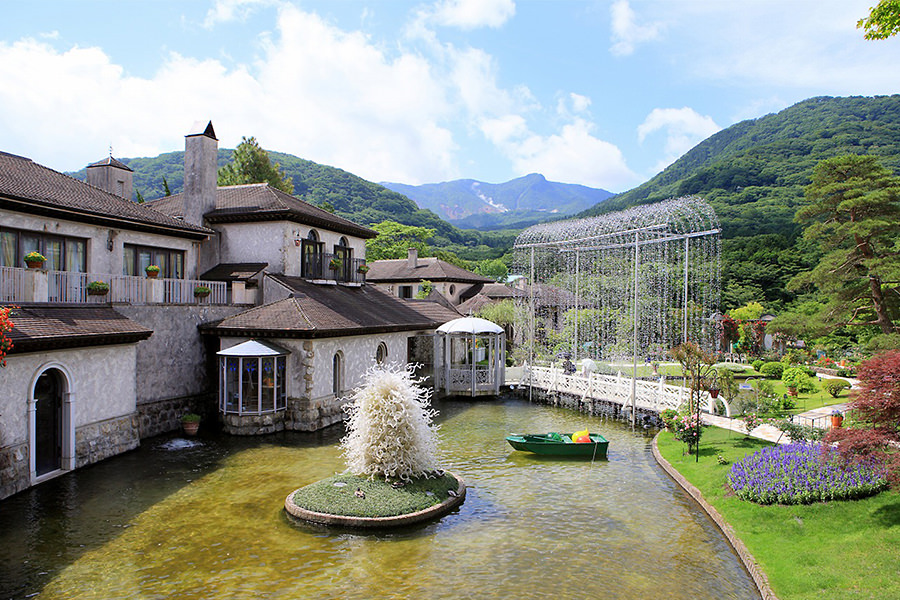 箱根ガラスの森美術館